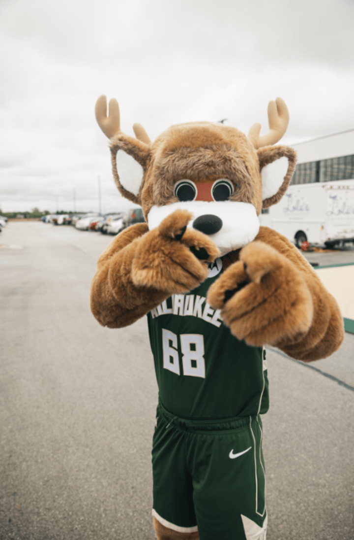 半岛体育官方入口-达拉斯独行侠vs密尔沃基雄鹿