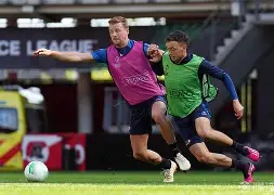 半岛体育官网入口注册-赛前瓦伦西亚备战欧篮联，篮板制胜细节曝光，气氛紧张，数据趋势出现新变化