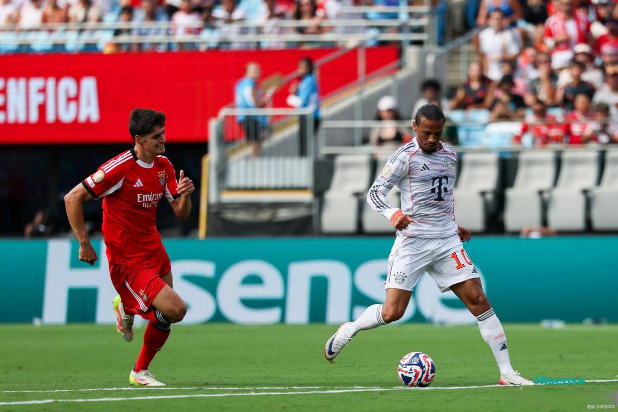 荷甲赛程吃紧,阿贾克斯赛后止住颓势,质疑声仍在,更衣室氛围转暖 荷甲赛程吃紧,阿贾克斯赛后止住颓势,质疑声仍在,更衣室氛围转暖