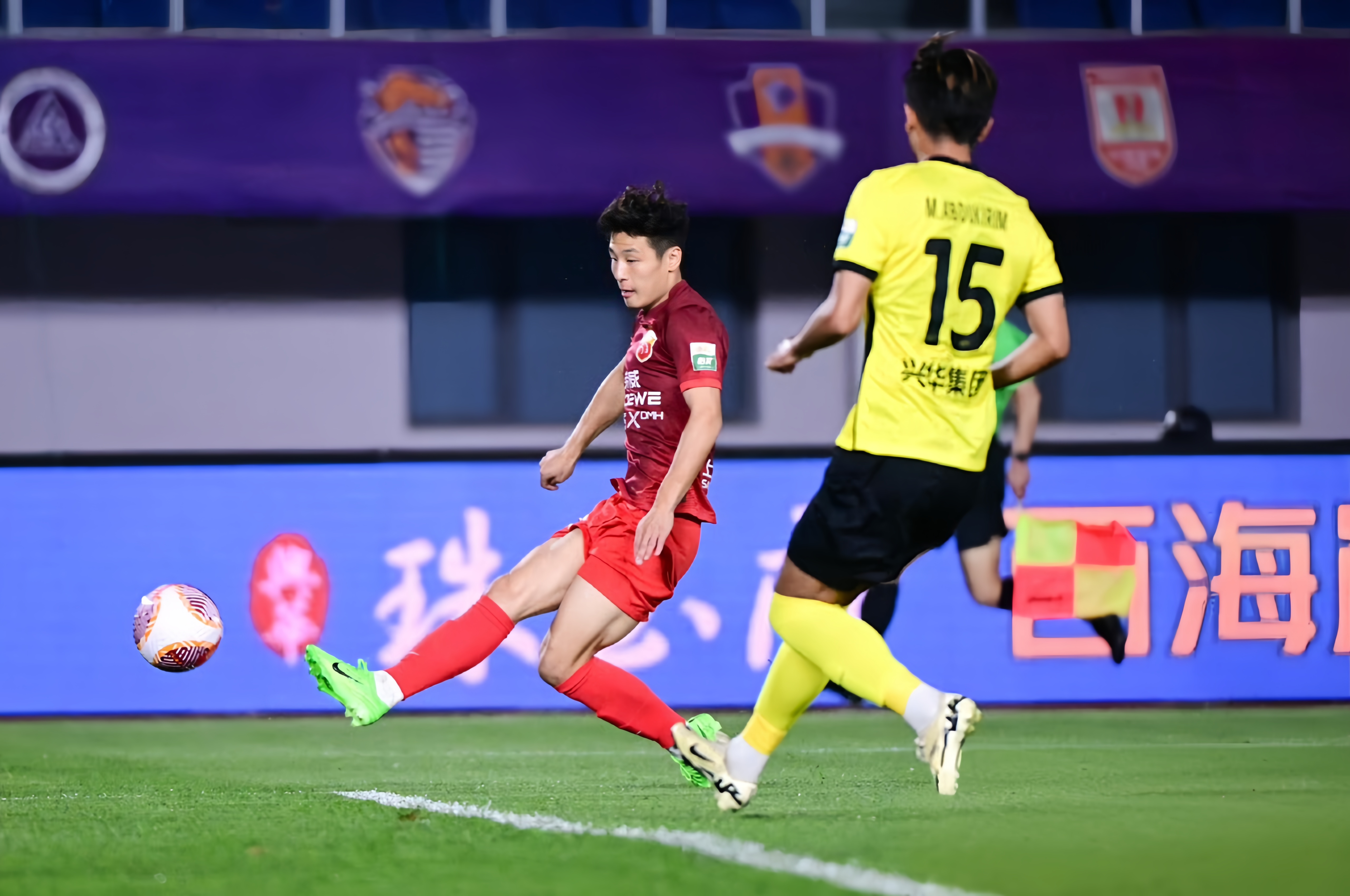 辟谣国足更衣室斗殴 辟谣国足更衣室斗殴