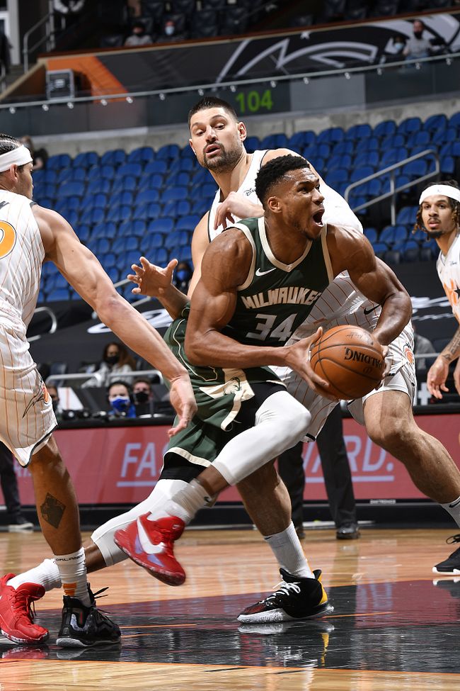 半岛体育官方入口-加时末段奥兰多魔术调整名单以备欧超杯；手感冰凉环节打磨；管理层满意；赛季目标并未改变