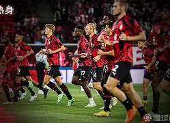 赛地聚焦——德甲今晨热度飙升,AC米兰战术微调,震撼外界,控场能力受关注 赛地聚焦——德甲今晨热度飙升,AC米兰战术微调,震撼外界,控场能力受关注