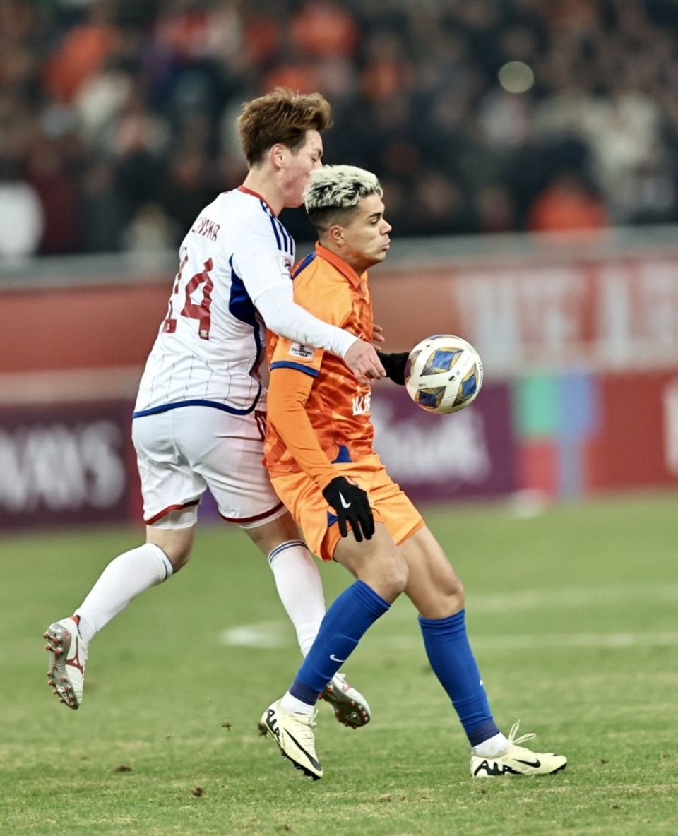 赛地聚焦：亚冠今晚热度飙升；山东泰山远射贴柱；悬念犹存；纪律约束更严格